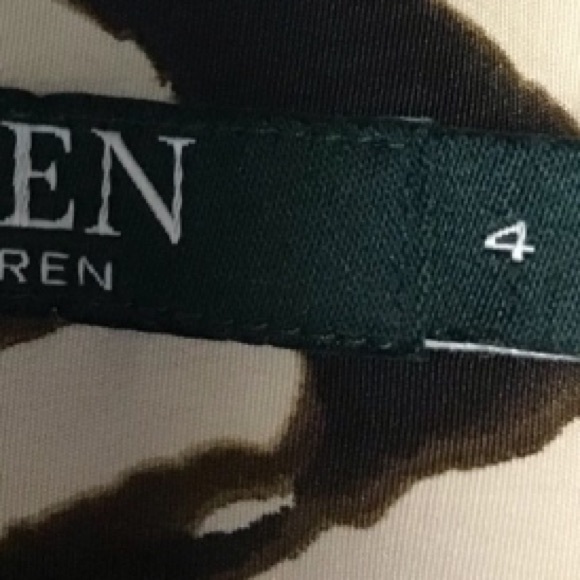 LAUREN by Ralph Lauren • Adorable Geometric Print Button Down Shirt Dress w Belt - Picture 7 of 11